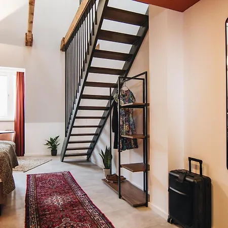 Astoria Apartment *
