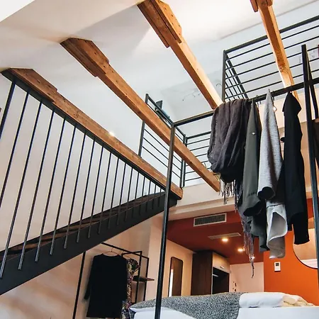 Astoria Apartment *